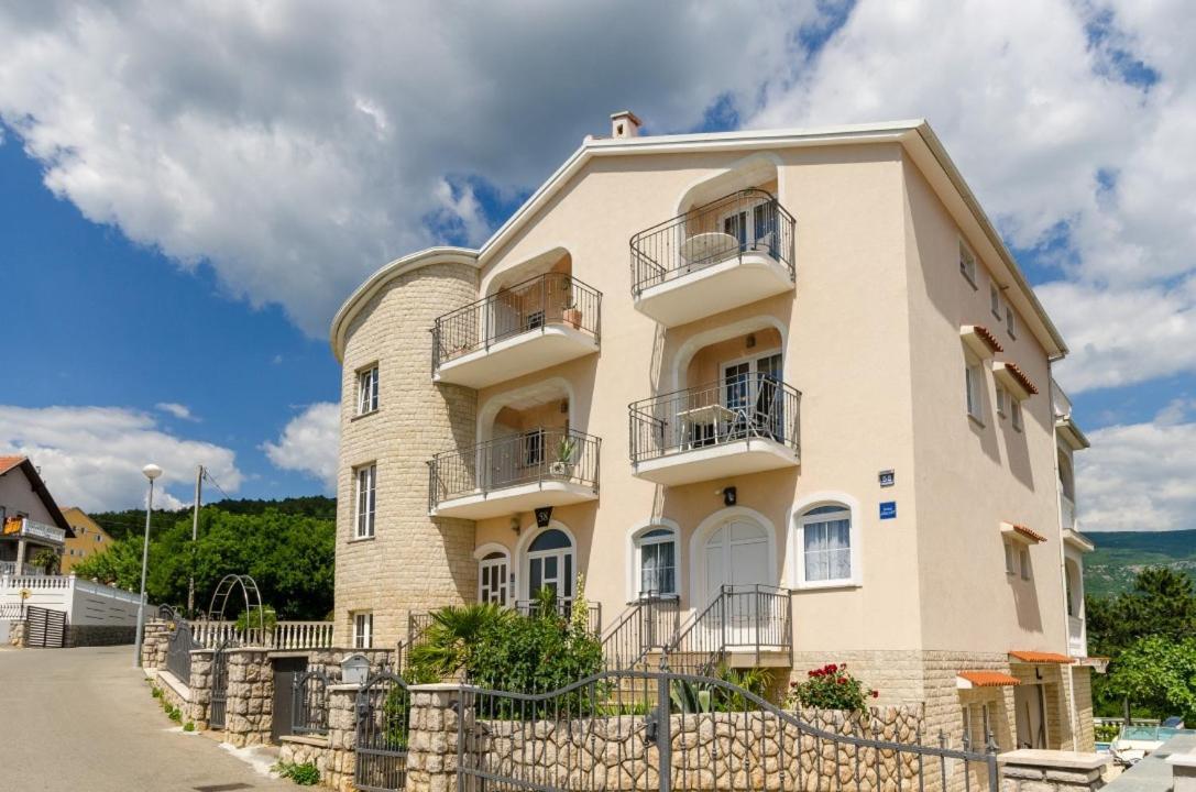 Seperac Lägenhet Crikvenica Exteriör bild
